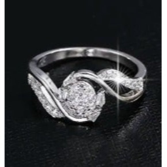 18k White Gold Plated Simulated Diamond Ring - Picture 2 of 3